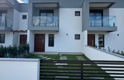 Excelente apartamento, com acabamento de primeira e de muito bom gosto