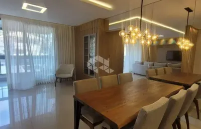 Apartamento alto padrão com três dormitórios  na agronômica