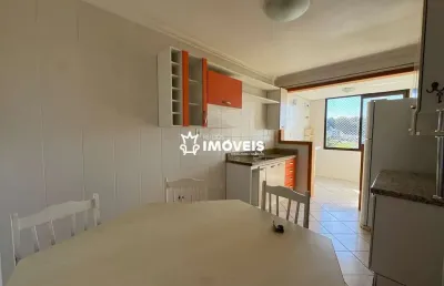 Apartamento semimobiliado com 02 dormitórios e 71,82m² de áera privativa no bair