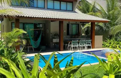 Vende-se lindo bangalô finamente reformado e mobiliado - 169m² - muro alto
