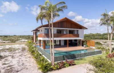 Casa de condomínio sobrado para venda possui 600 metros quadrados com 6 quartos