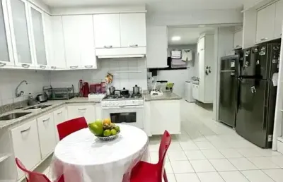 Horto florestal 5/4 com dependência apartamento no horto florestal.