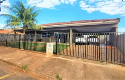 Casa com 3 quartos para alugar na Rua Doutor Raul Silva, Jardim Francisco Fernandes, São José do Rio Preto