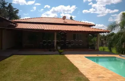 Fazenda à venda no Centro, Guapiaçu 