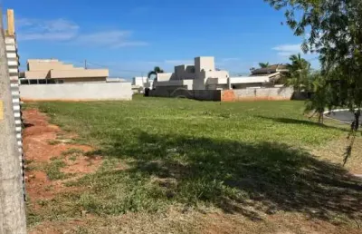 Terreno em condomínio fechado à venda no Loteamento Recanto do Lago, São José do Rio Preto 
