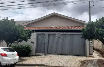 Casa com 3 quartos à venda no Parque Estoril, São José do Rio Preto 