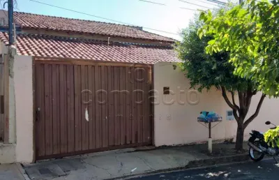 Casa com 3 quartos à venda no Conjunto Habitacional CAIC, São José do Rio Preto 