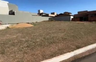 Terreno em condomínio fechado à venda no Loteamento Recanto do Lago, São José do Rio Preto 
