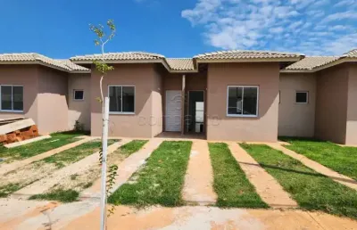 Casa em condomínio fechado com 2 quartos para alugar na Estr. Municipal Jose Arroyo Martins, Zona Rural, Bady Bassitt