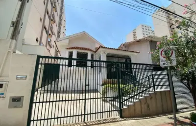 Casa comercial para alugar na Rua Quinze de Novembro, Centro, São José do Rio Preto