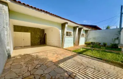 Casa com 3 quartos para alugar na Rua Cuba, Jardim América, São José do Rio Preto