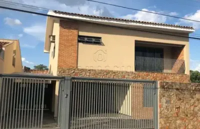 Casa com 3 quartos para alugar na Rua Bonfa Natale, Santos Dumont, São José do Rio Preto