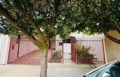 Casa com 3 quartos para alugar na Rua Paulo Roberto Rezende, Jardim Maracanã, São José do Rio Preto