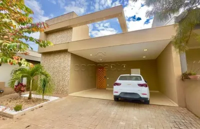 Linda e ampla casa em condomínio fechado com 03 quartos e piscina para locação