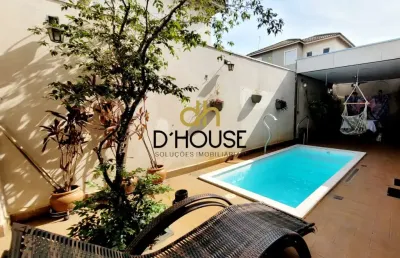Lindo sobrado no condominio evidence totalmente reformado com acabamento de alto padrão e conforto para sua familia- 3 dormitórios sendo 1 suite-banheiro social com porcelanato e mármore travertino-es