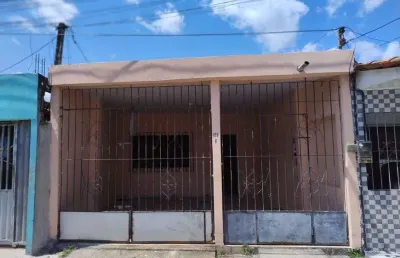 Casa no bairro de águas lindas entrando pela osvaldo cruz - ananindeua - pa