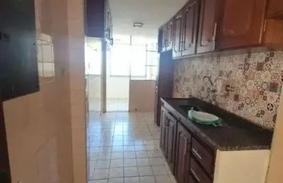Apartamento de 3 quartos sendo uma suíte com 100m² na cremação.