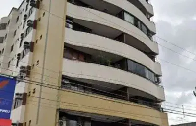 Aluga-se apartamento com 92m2 com 3 quartos ed.palazzo farnese em umarizal - belém - pa