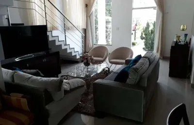 Ld - alugo casa com 3 suites, piscina, área gourmet no cond. montenegro boulevard