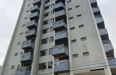 Apartamento no centro da cidade, localização excelente vale muito a pena conhecer. prédio incrível.
