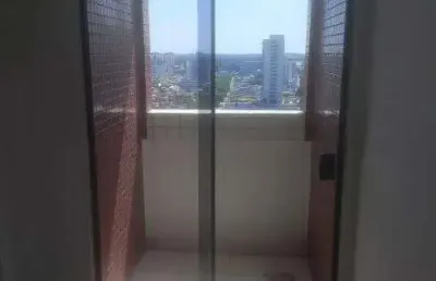 Apartamento com sacada e ar-condicionado – aluguel imperdível na pedreira!
