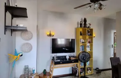 Apartamento com 2 quartos (banheiro social reversível) na av. nazaré -bairro nazaré -belém-pa