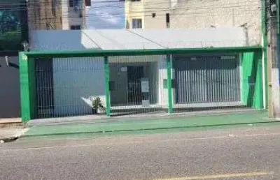 Aluga ou vende ponto comercial pronto para clínica, empresa ou escritório.