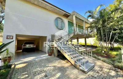 Casa com 5 quartos à venda na Marechal Floriano Peixoto, Centro, Foz do Iguaçu