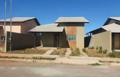 Casa em condomínio fechado com 3 quartos à venda na Rua Z, Distrito Industrial, Cuiabá