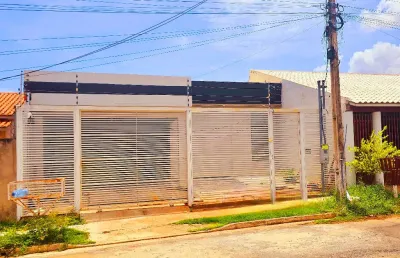 Casa com piscina 2 quartos sendo 1 suíte residencial santa terezinha cuiabá - mt