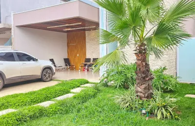 Casa térrea com piscina 3 suítes no condomínio belvedere ii - cuiabá - mt