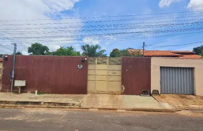 Casa com piscina 3 quartos 1 suíte bairro jardim gramado - cuiabá - mt