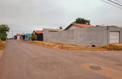Casa de esquina 2 quartos a venda bairro santaterezinha - cuiabá - mt