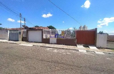 Casa sobrado para venda no bairro - santa helena - 6/4 - 3 wc e 2 vaga 277m²