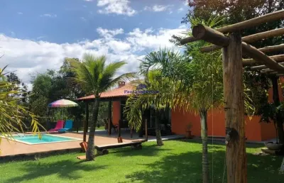 Casa mobiliada à venda no cond. quintas do brumado em chapada dos guimarães/mt