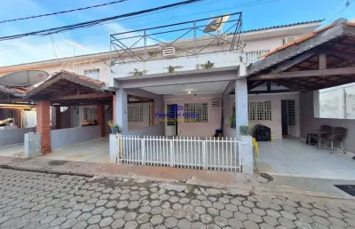 Sobrado mobiliado para venda no bairro jardim shangri-lá em cuiabá/mt