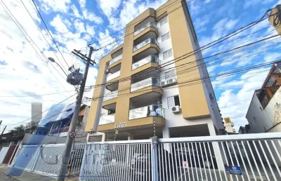 Ubatuba, centro - apartamento com 02 dormitórios, sendo 01 suíte e área de lazer.