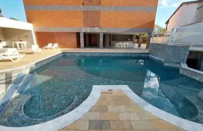 Ubatuba, itaguá - apartamento próximo ao mar com 03 dormitórios, sendo 01 suíte e área de lazer.