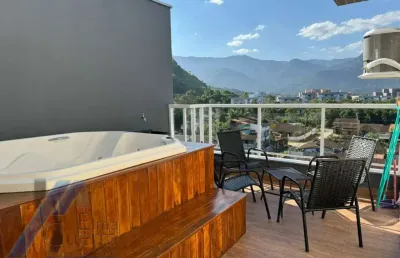 Ubatuba, pereque-açu - apartamento cobertura com 03 dormitorios sendo 02 suites, com vista para o mar.