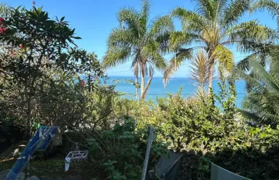 Ubatuba, ponta das toninhas - casa bem localizada com vista total para mar e praia, terreno com 760 m2.