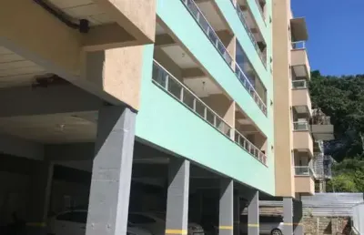 Ubatuba, praia das toninhas - apartamento cobertura com 03 dormitórios sendo 01 suite.