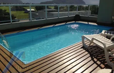 Ubatuba, itaguá - apartamento mobiliado com 03 dormitórios, sendo 01 suíte e área de lazer.