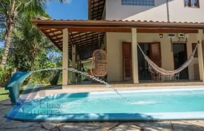 Ubatuba, itamambuca - linda casa com 03 dormitórios sendo 01 suíte e 300 metros do mar.