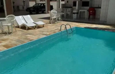 Ubatuba, tenório - apartamento mobiliado com 02 dormitórios sendo 01 suíte e área de lazer.