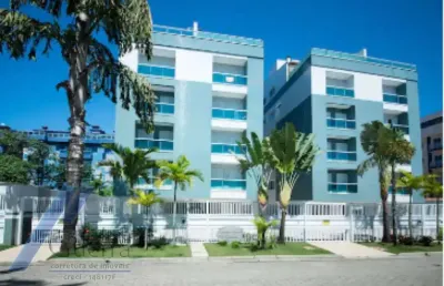 Ubatuba, praia grande - apartamento com 02 dormitórios sendo 01 suíte, a 400 metros do mar.