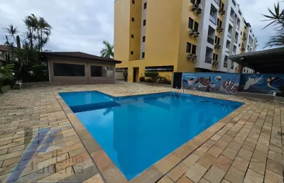 Ubatuba, praia grande - apartamento com 02 dormitórios sendo 01 suíte a 200 metros do mar.