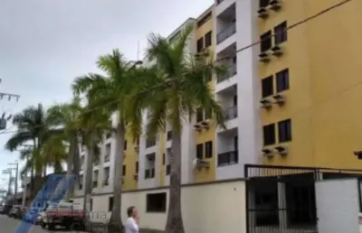 Ubatuba, praia grande - apartamento com 02 dormitórios sendo 01 suíte a 200 metros do mar.