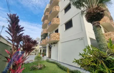Ubatuba, centro - apartamento com 02 dormitórios, sendo 01 suíte.