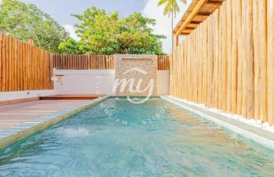 Imbassaí| village 96 m2| 3/4 sendo 1 suíte| 3 vagas| garden| cond. entre o rio e o mar