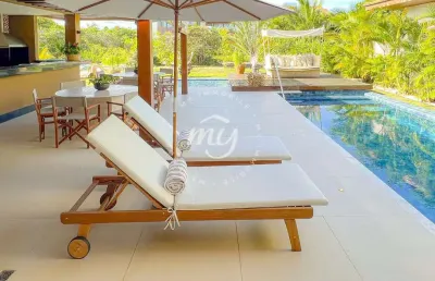 Praia do forte| casa luxuosa 448 m²| 5 suítes| 5 vagas| a 100 m das piscinas naturais